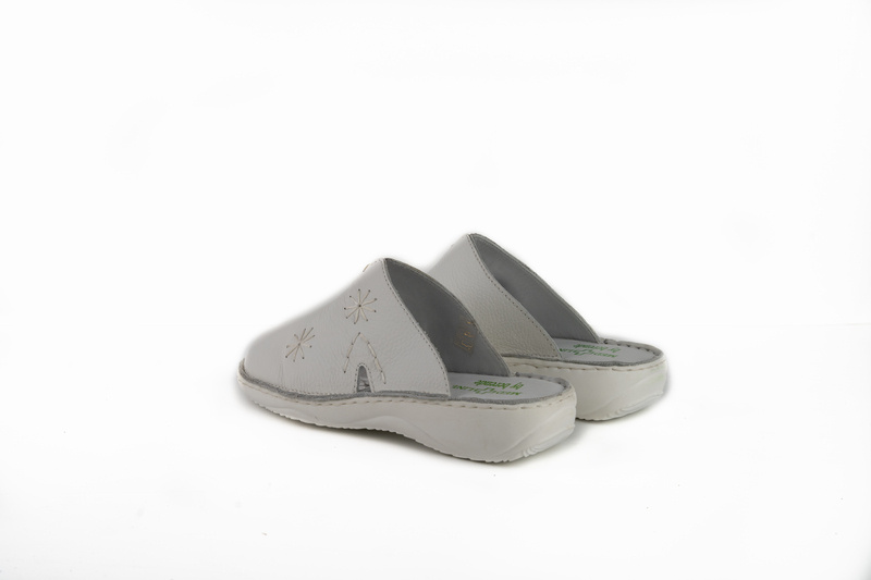 Papuci Medicali Dama Alb din Piele naturala 5002