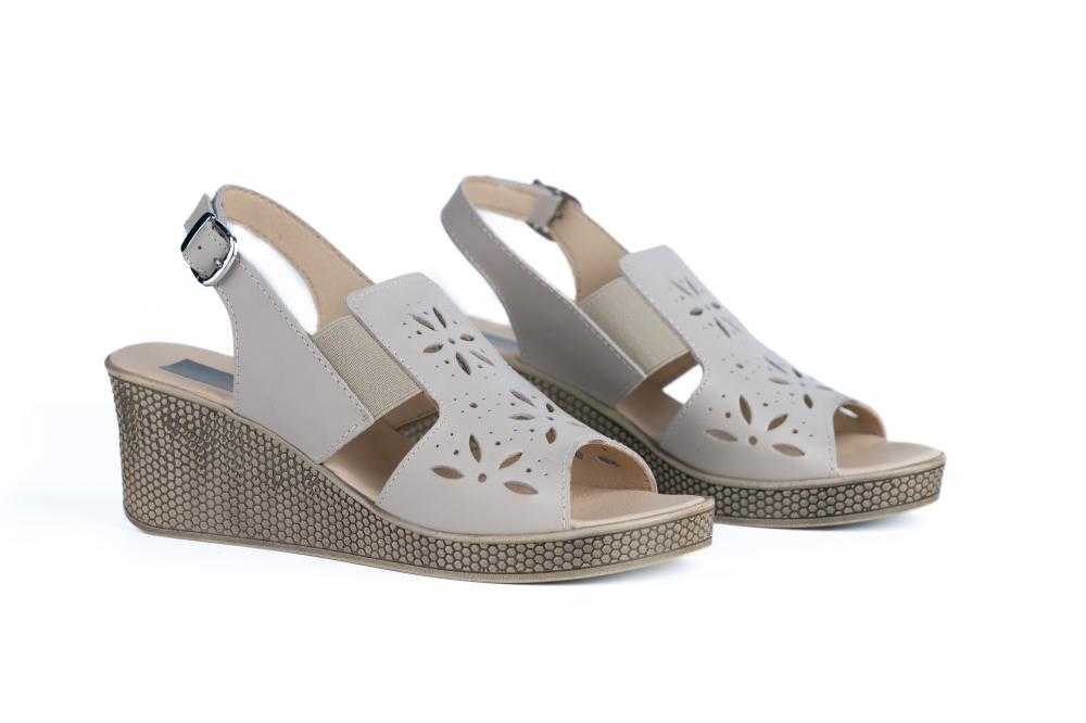 Sandale din piele naturala bej cu platforma pentru dama 5014