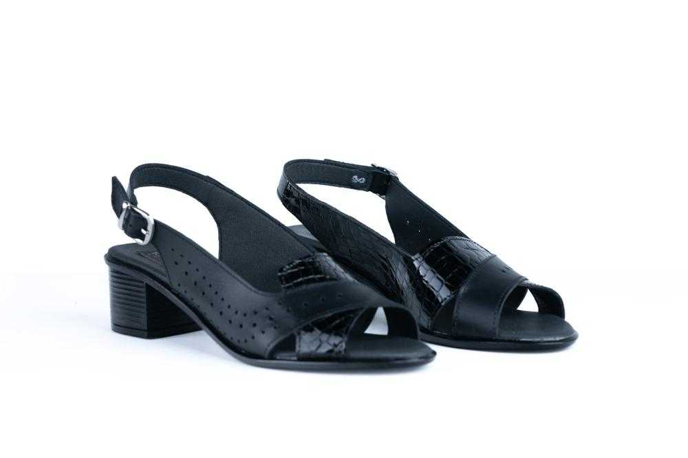 Sandale negre din piele naturala pentru dama 5012